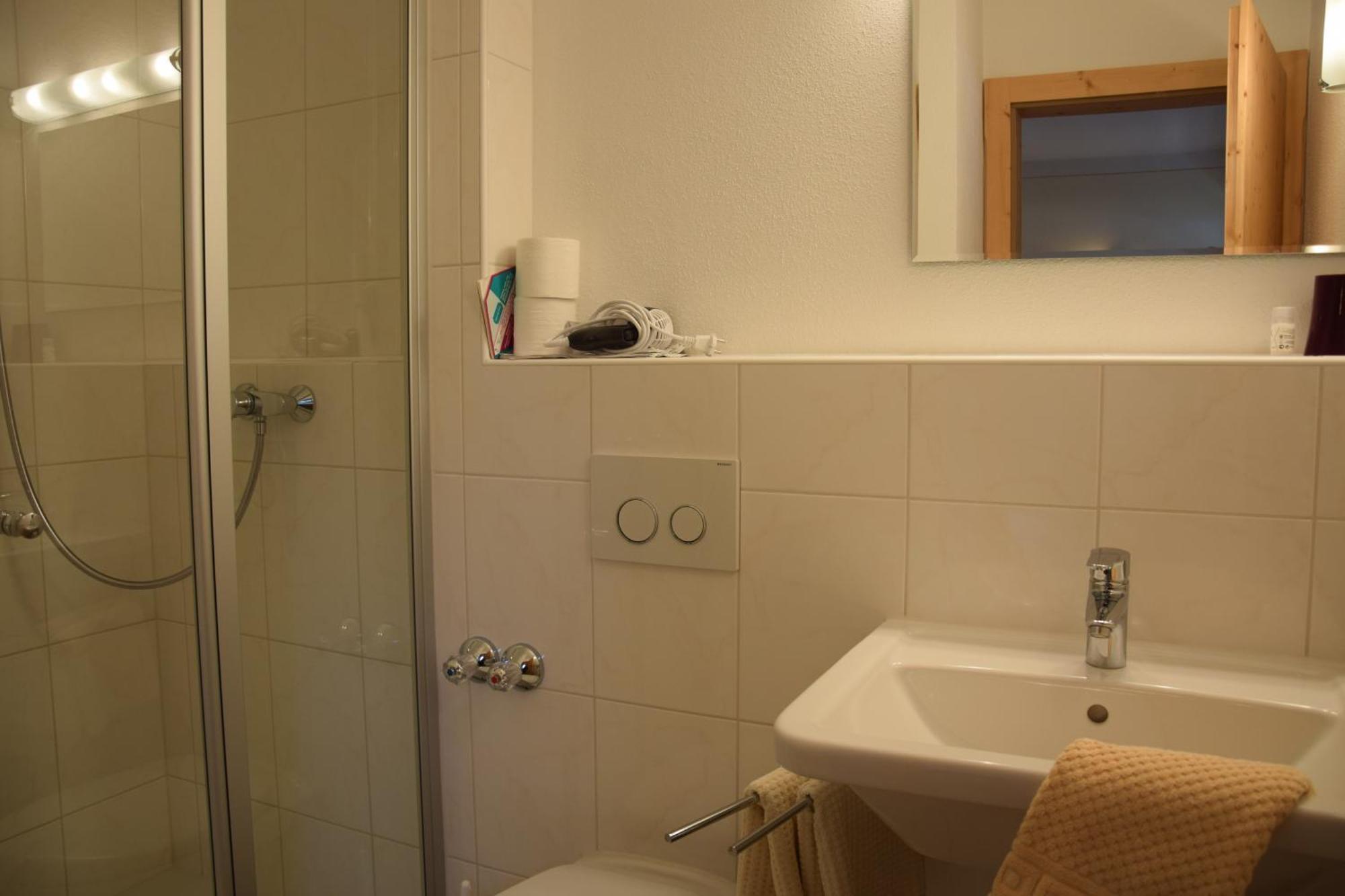 Hotel Kraftquelle Schlossblick Angerberg  Phòng bức ảnh