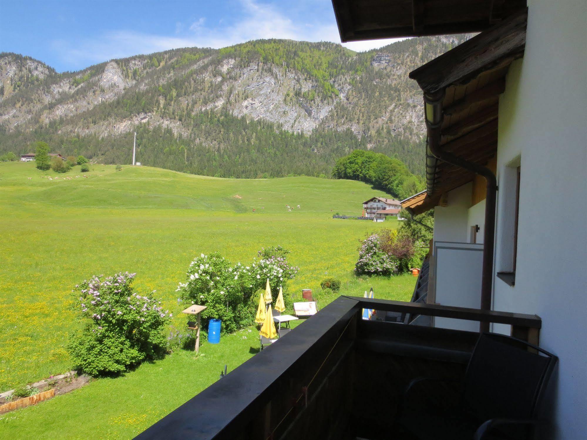 Hotel Kraftquelle Schlossblick Angerberg  Ngoại thất bức ảnh